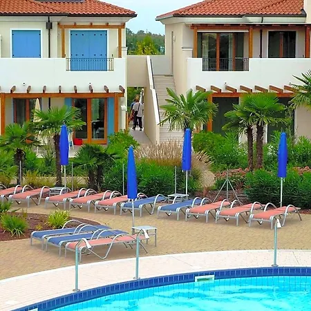 منتجع Villaggio A Mare