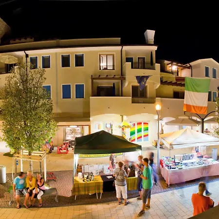 Villaggio A Mare 4* كاوْرلي
