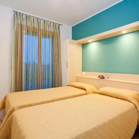 Villaggio A Mare منتجع كاوْرلي
